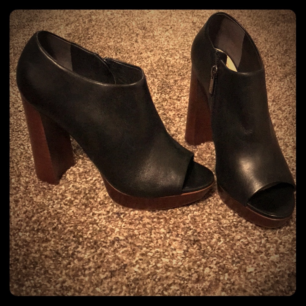 Vince Camuto Heels